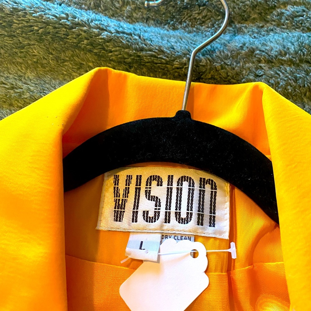 This is a great coat double breasted lined